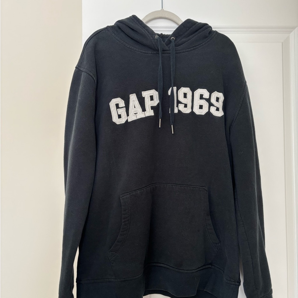 Vintage GAP Black Hoodie, Size M